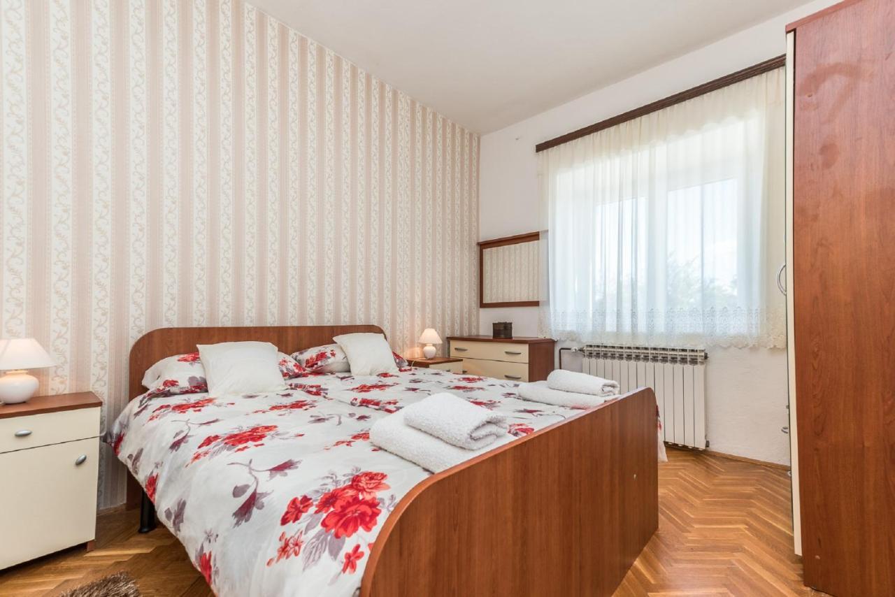 Holiday Home Tower With Private Pool, Sauna And Quads Smilcic المظهر الخارجي الصورة