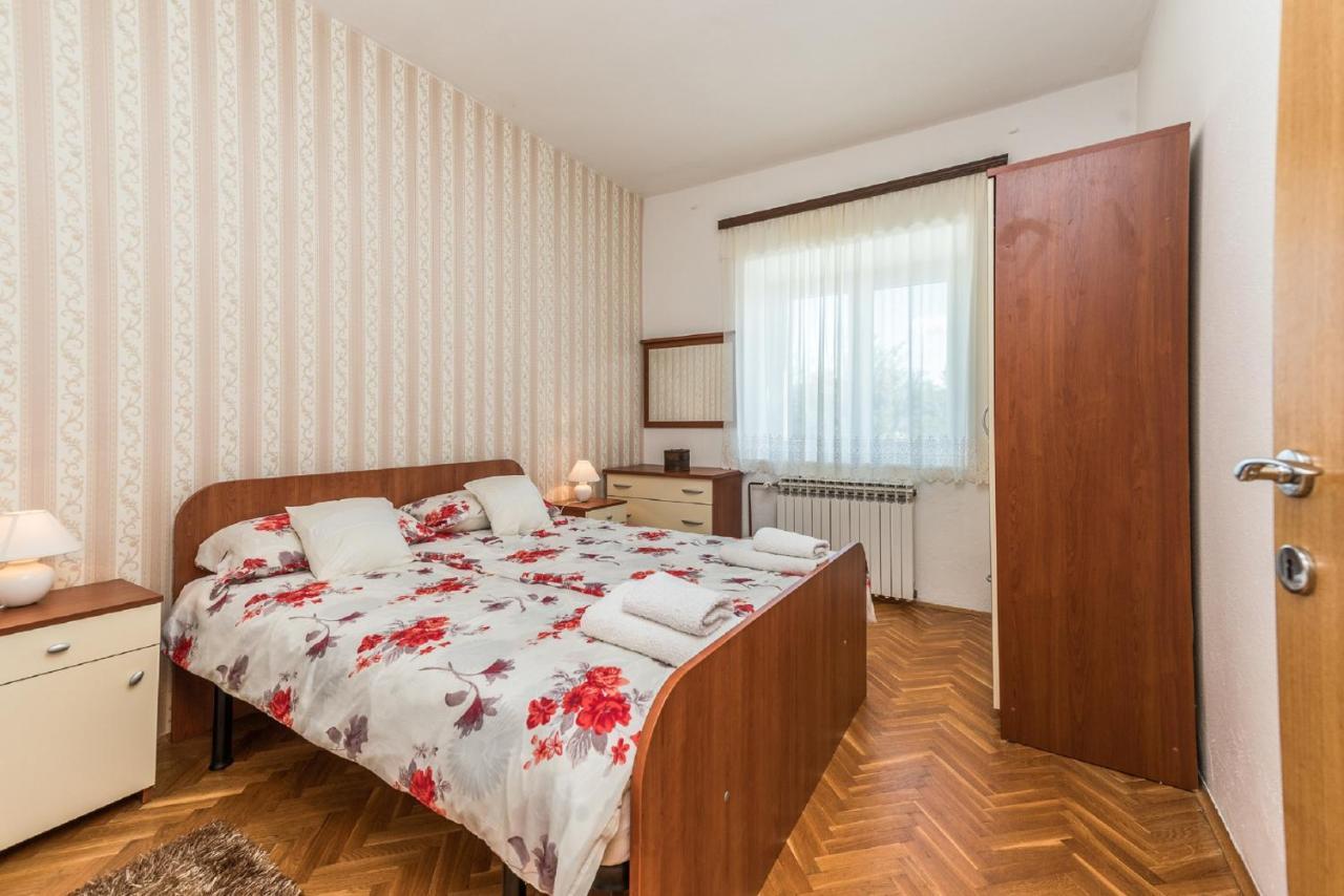 Holiday Home Tower With Private Pool, Sauna And Quads Smilcic المظهر الخارجي الصورة