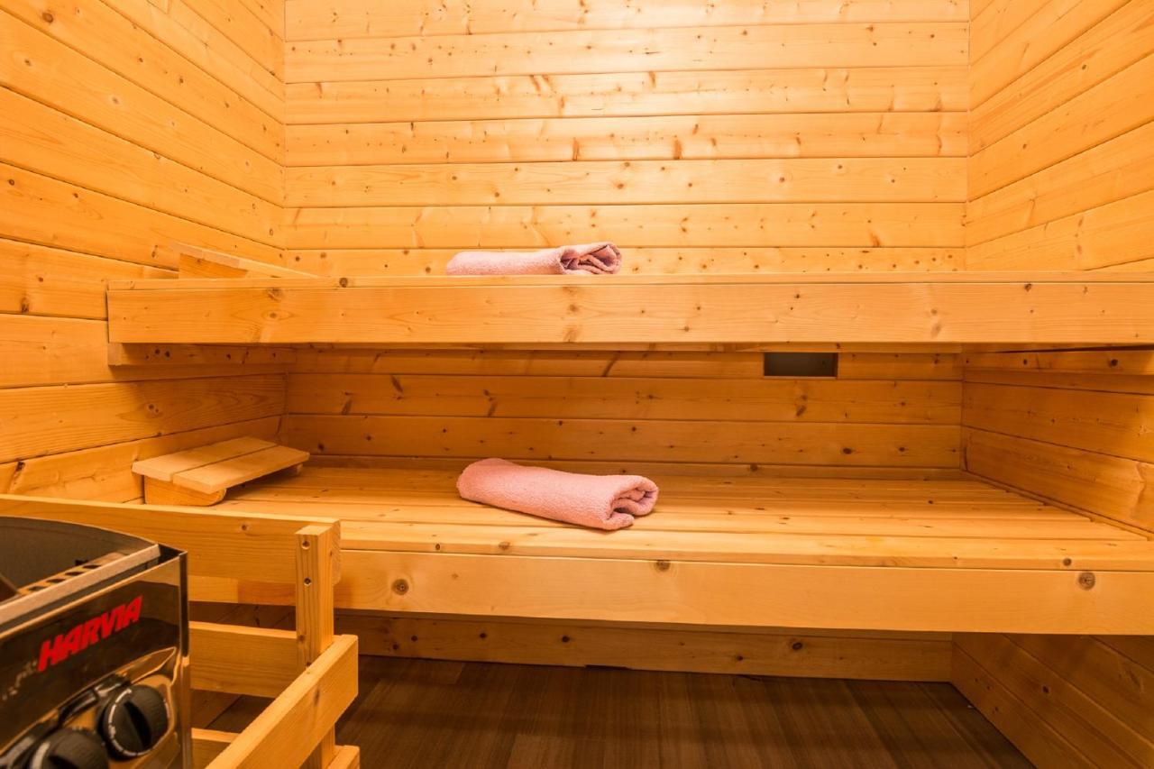 Holiday Home Tower With Private Pool, Sauna And Quads Smilcic المظهر الخارجي الصورة